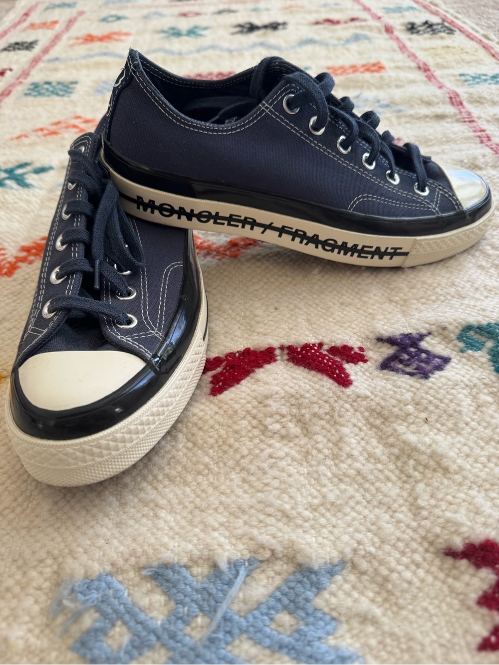 Moncler Converse chuck taylor EU 40 
US Mens 7 Wmns 9